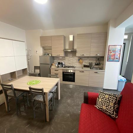Little House Apartment Reggio di Calabria Luaran gambar